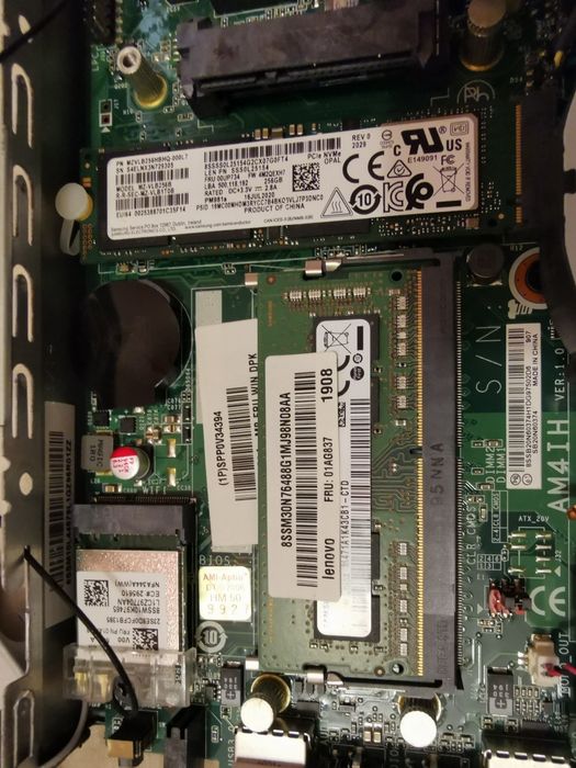 Lenovo m715q, Ryzen 5 pro 2400GE, RAM 8/16GB, 0/128/256gb SSD +win