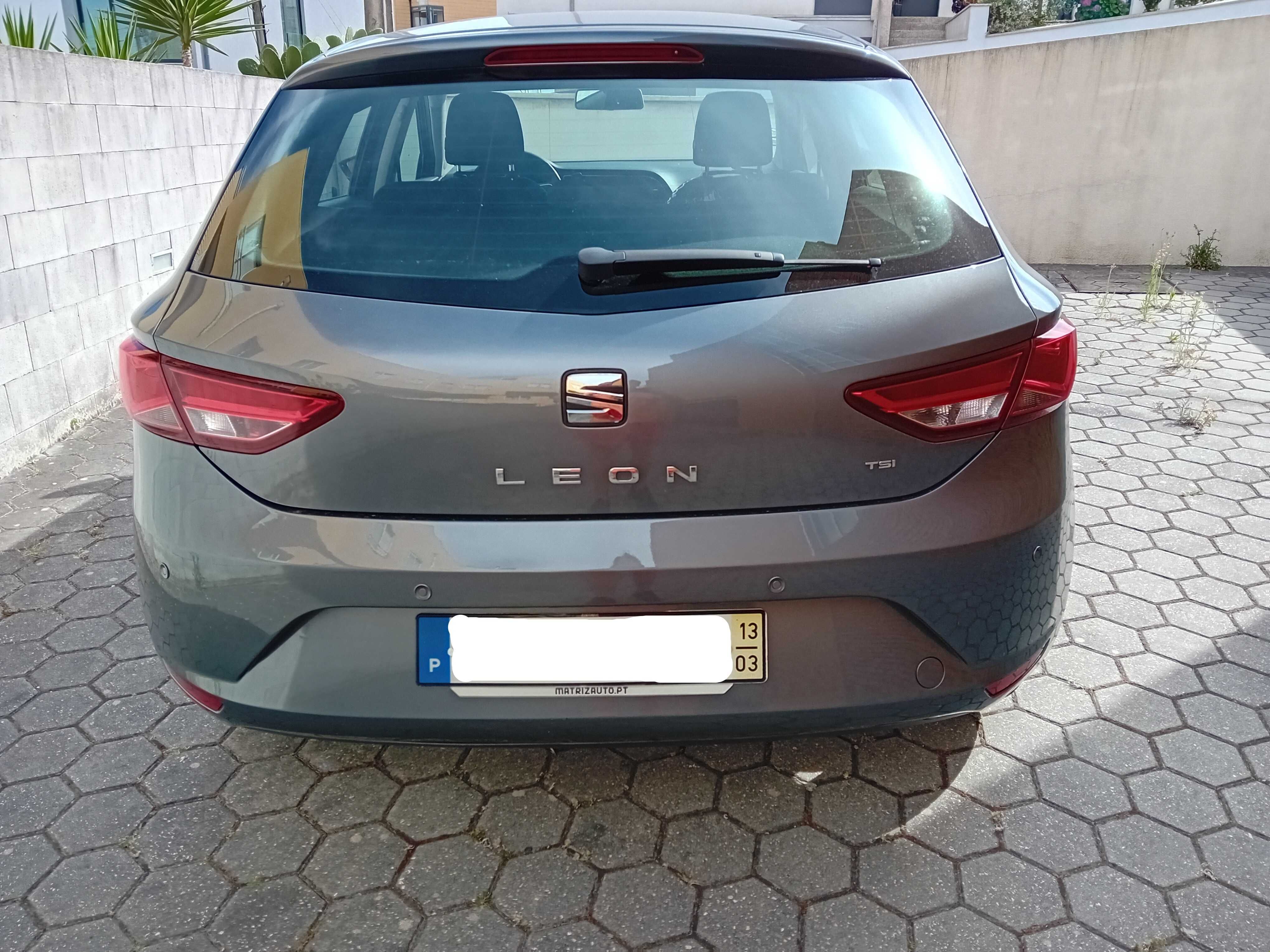 seat leon em Exlente estado