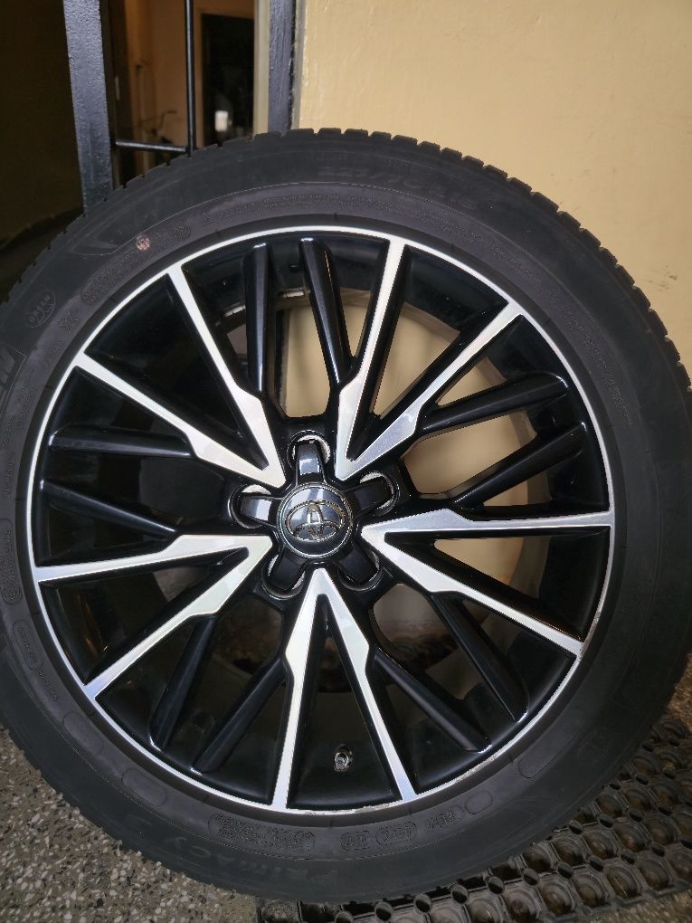Felgi 18 Toyota CH-R 5x14.3 ET50