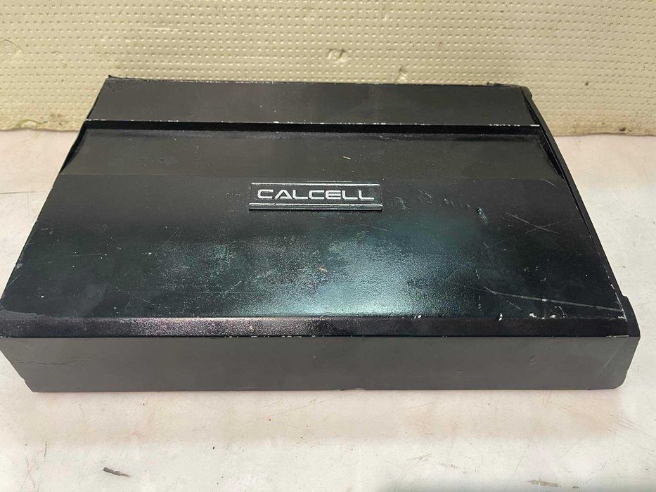 Автопідсилювач Calcell vac 1100.1