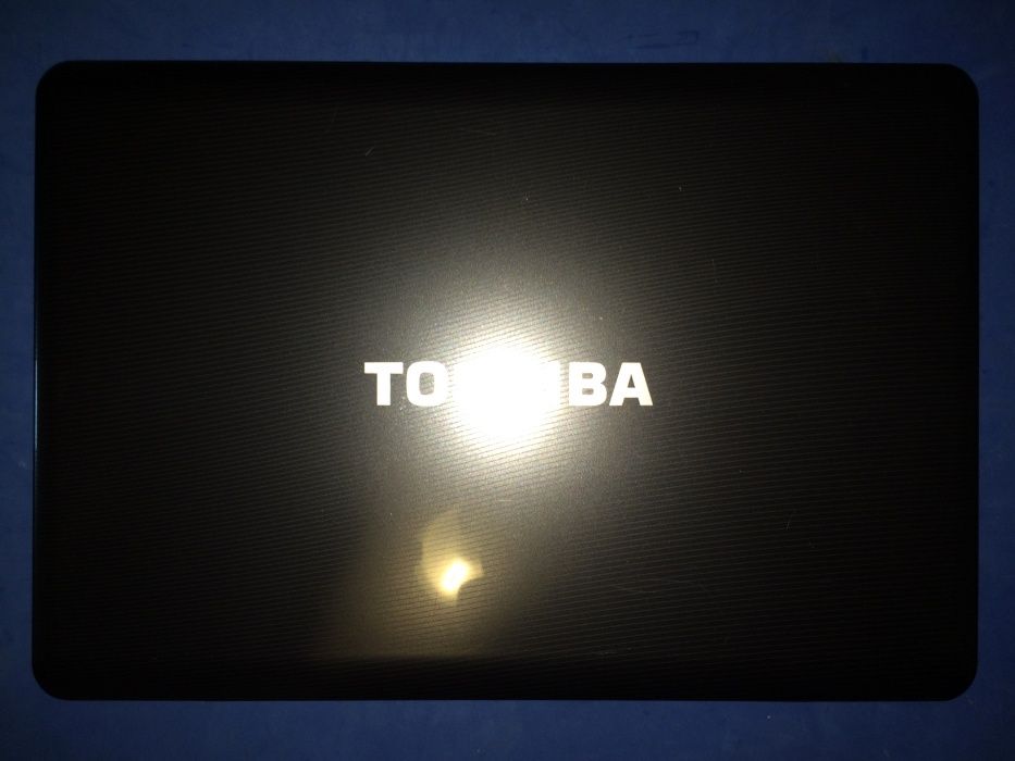 Peças/Avaria -Toshiba Satellite L500-13W, 15.6", C2D P8400, HD4570