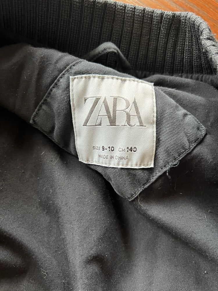 Куртка zara состояние идеальное
