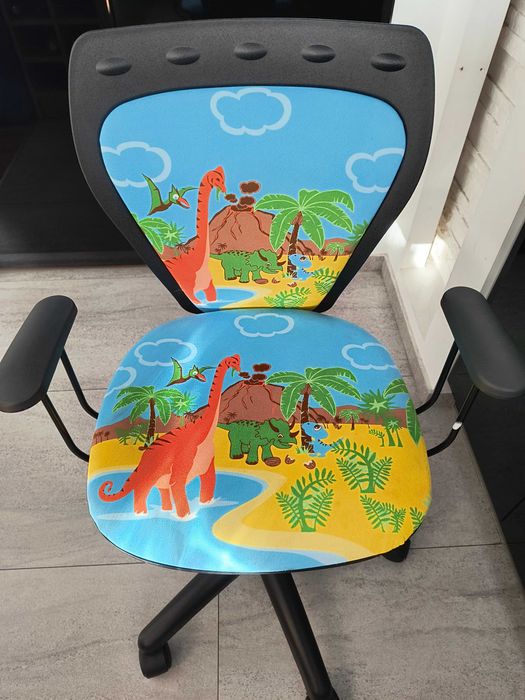 Krzesło obrotowy dla dzieci dinozaury 80zł