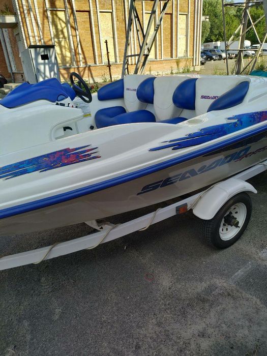 Продам  катер Bombardier Sea-Doo Sportster