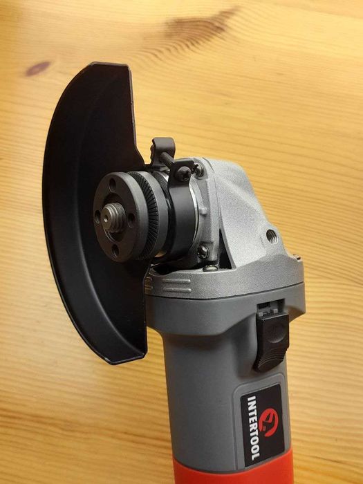 Шлифмашина  кутова INTERTOOL DT-0263 630W 125мм