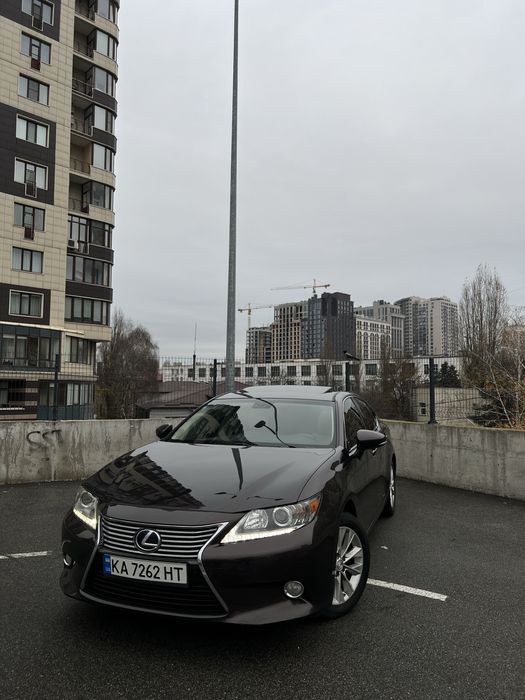 Lexus ES 300h 2013
