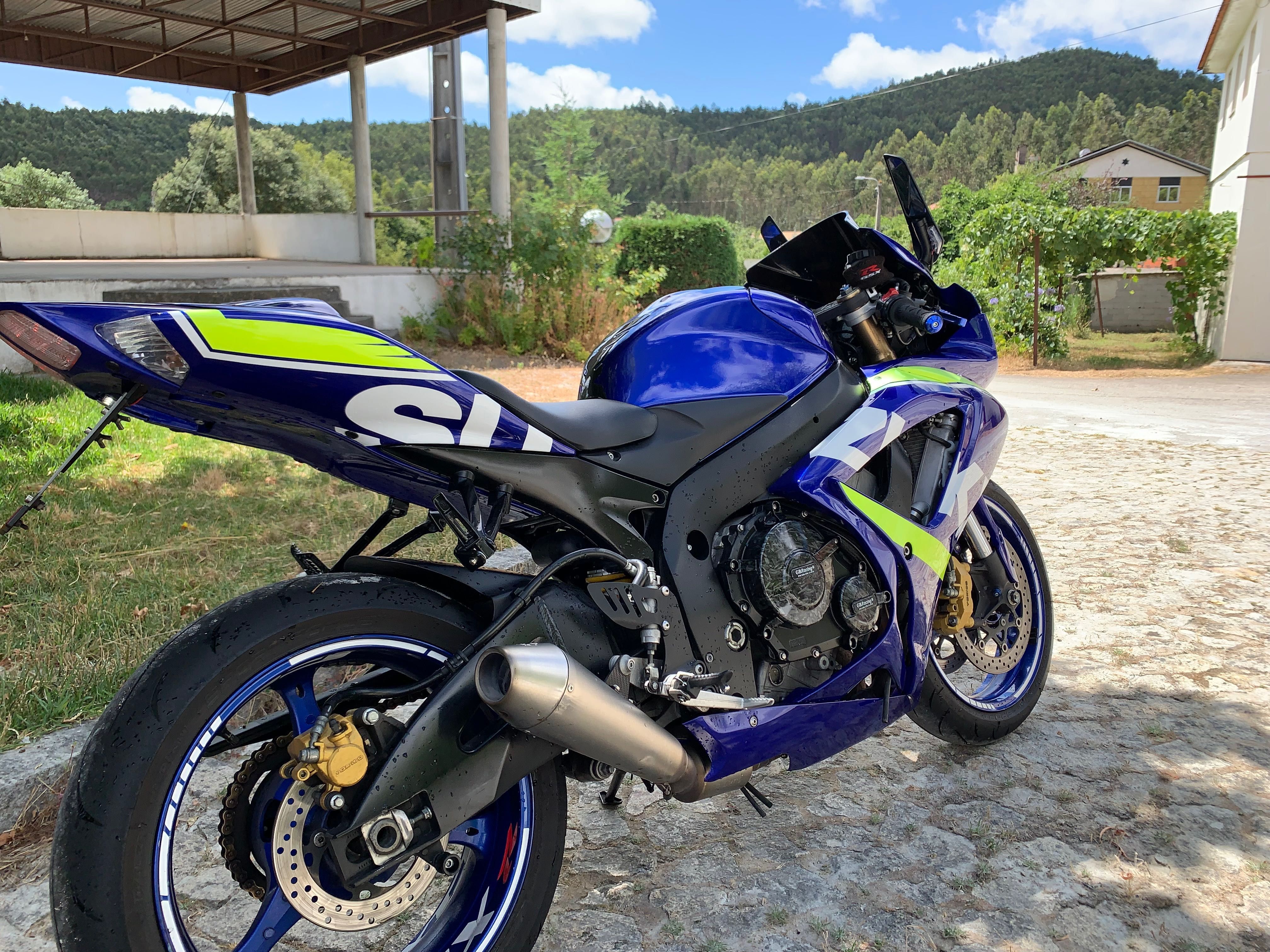 Suzuki GsxR K7 600