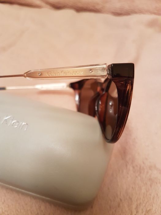 Orginalne okulary przeciwsłoneczne damskie Calvin Klein