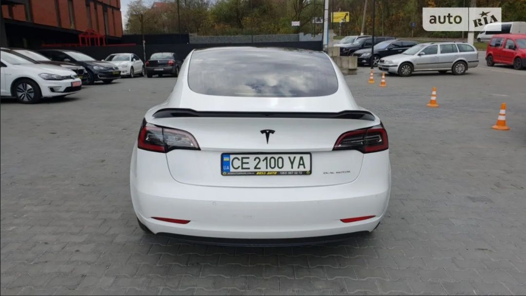 Tesla model 3 long range 2020