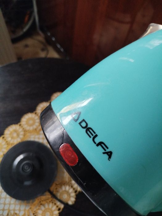 Электрочайник Delfa