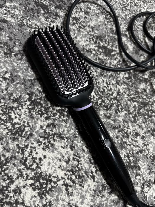 Щітка-випрямляч Philips StyleCare BHH880/00