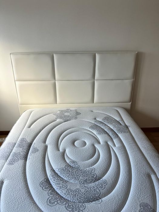 Cama de Casal Sommier 140 x 190 com colchão incluido