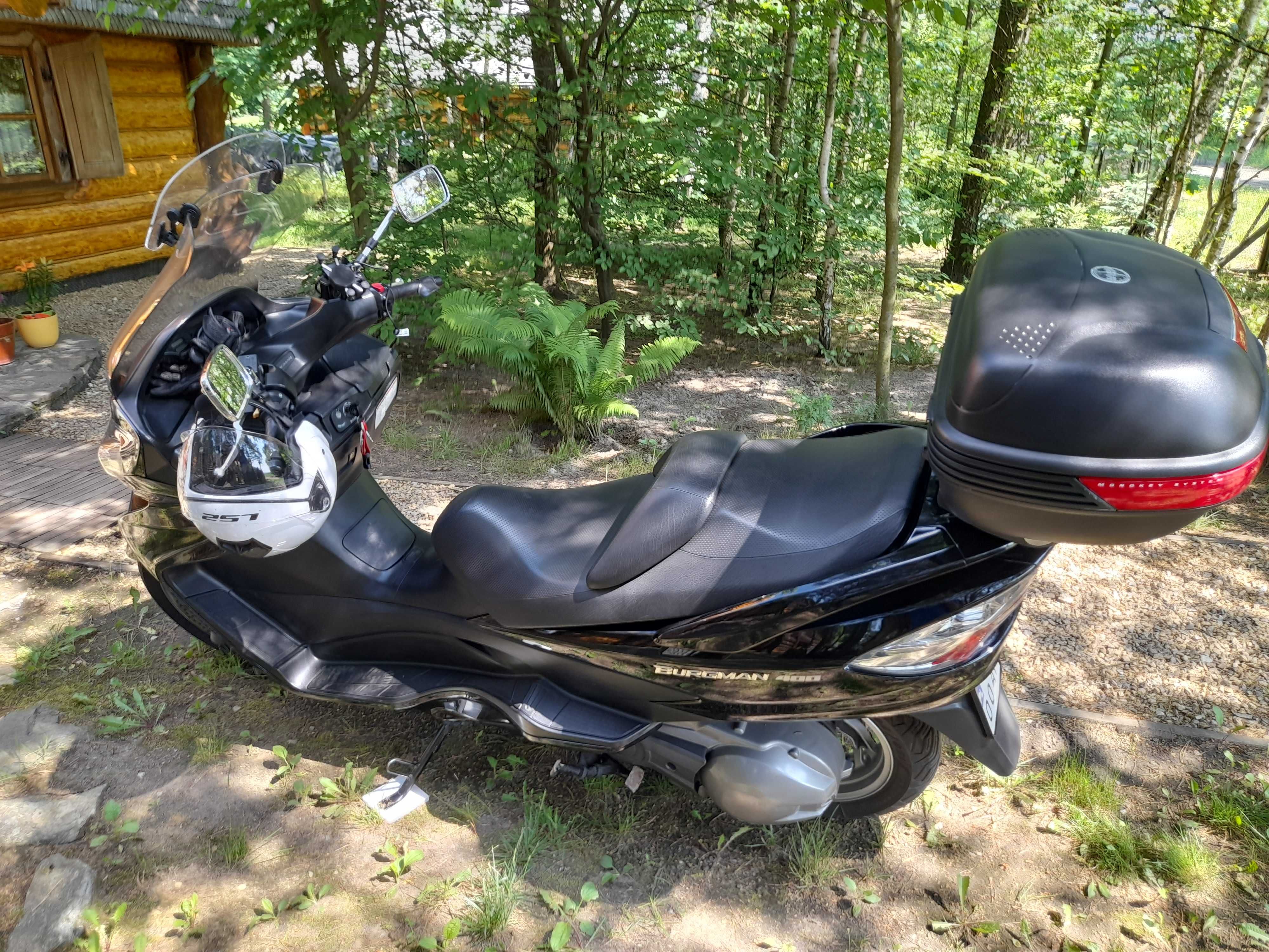 Suzuki Burgman AN400 K7 2007r. Czarny.