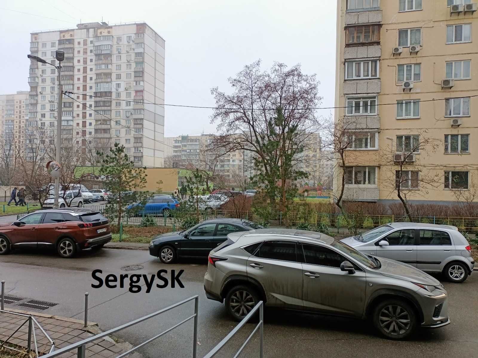 Без комісії 2-х к. кв. 92 м2, В. Івасюка, метро Мінська, Героїв Дніпра