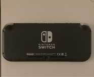Nintendo Switch Lite como nova negociável!