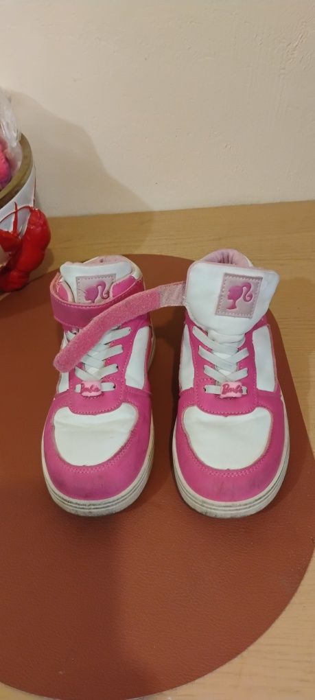 Buty dziewczęce różowe