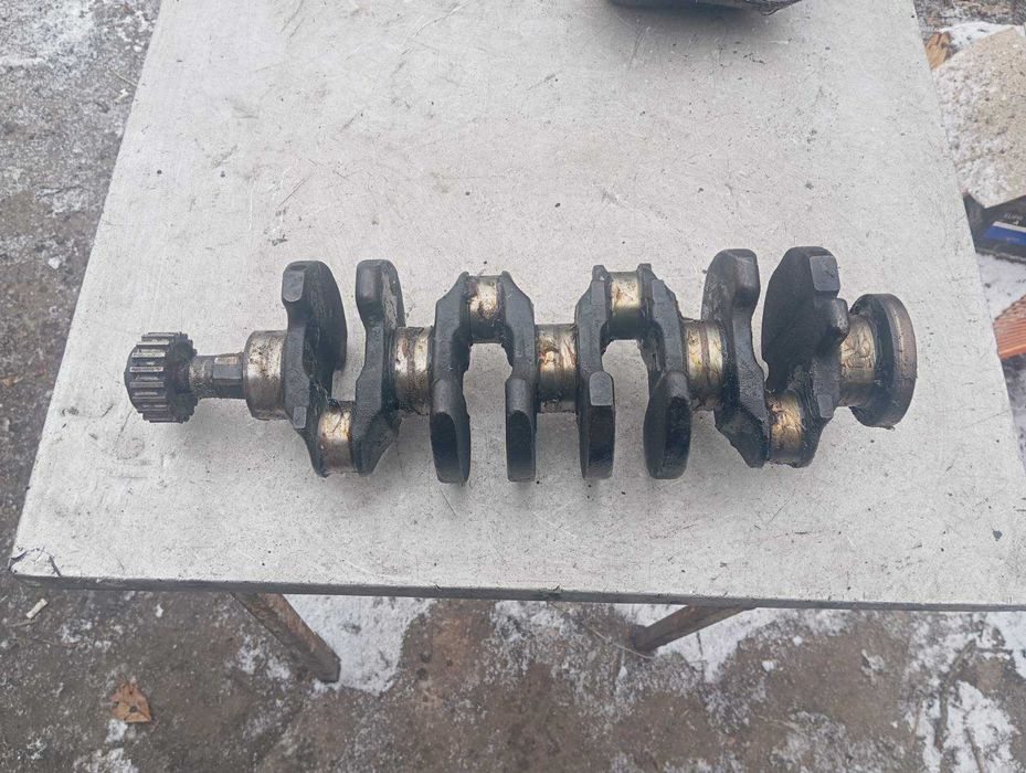 Колінвал Опель кадет Corsa ascona 1.3, 1.4 коліно Opel gm 90156520