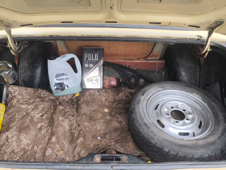 Продам Москвич 2140