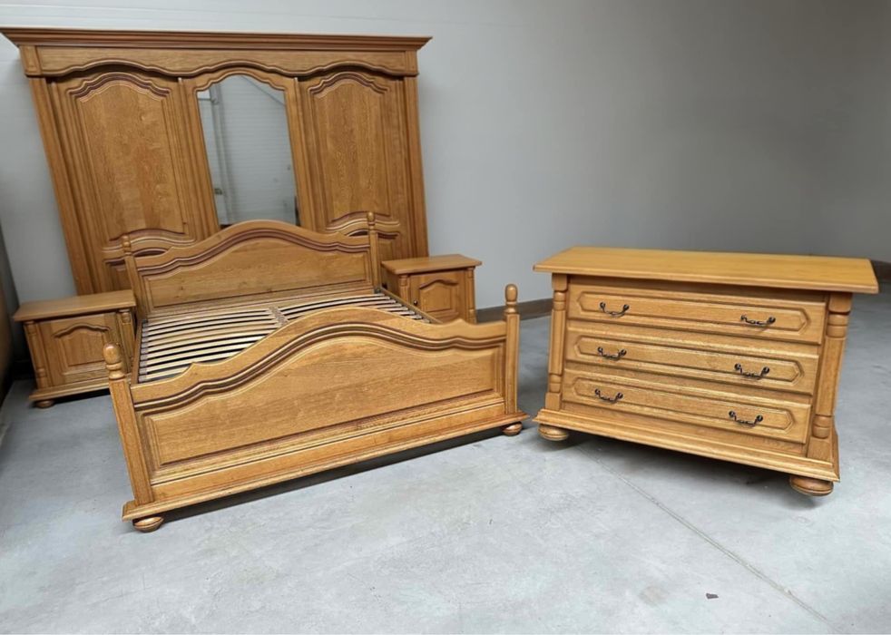 Ładna dębowa sypialnia łóżko 160cm szafki komoda szafa stelaż