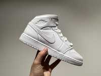 Кросівки Nike Air Jordan 1 Mid (GS) 554725-130