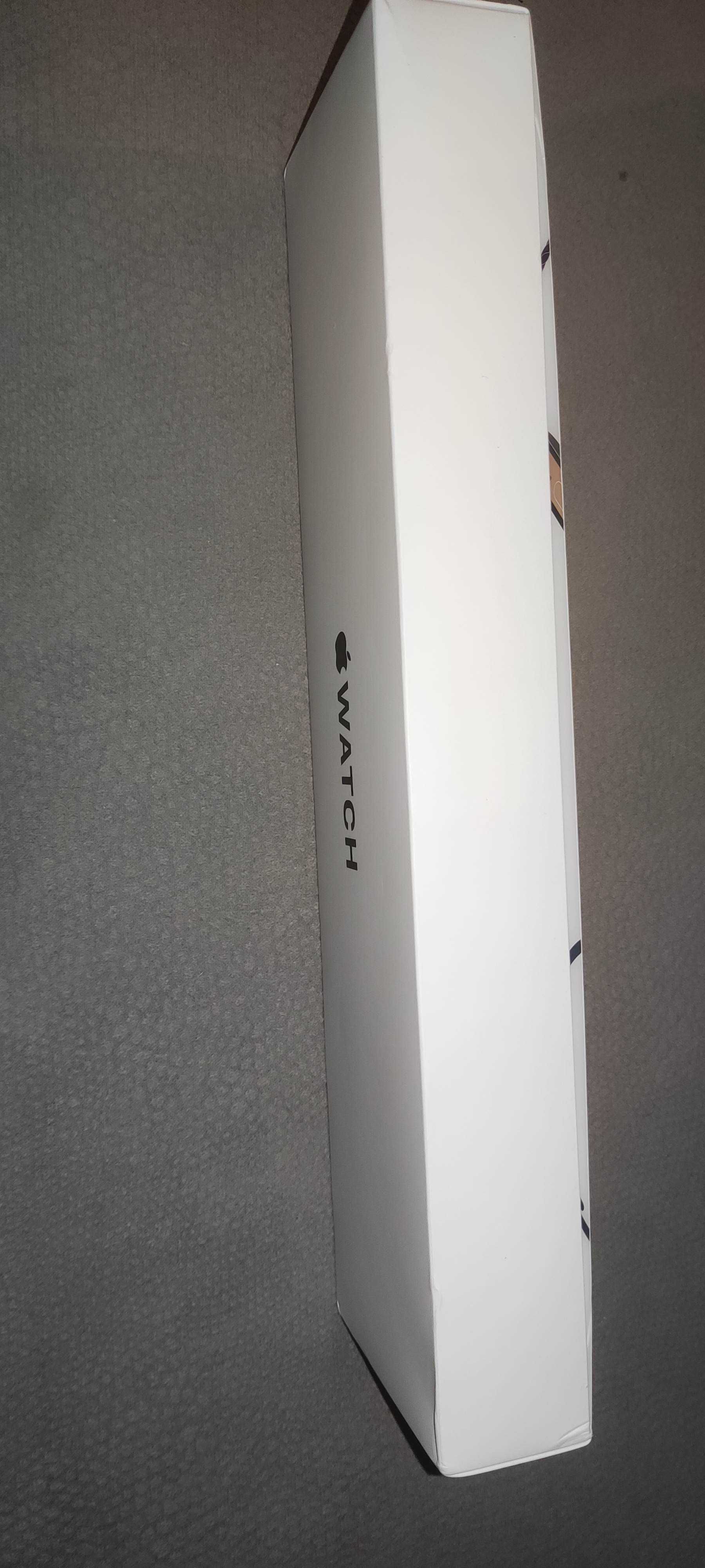 apple watch se 44 mm NEW