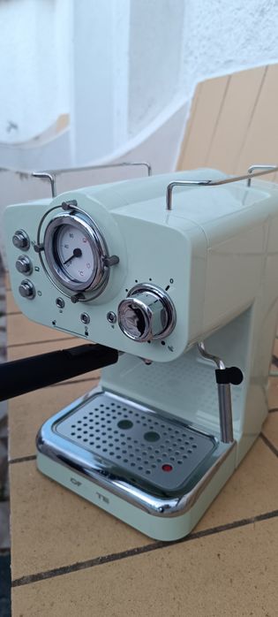 THERA RETRO MÁQUINA CAFÉ 
Máquina de café expresso