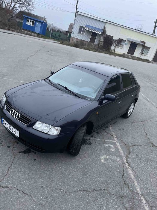 Audi A3  (avtomat)