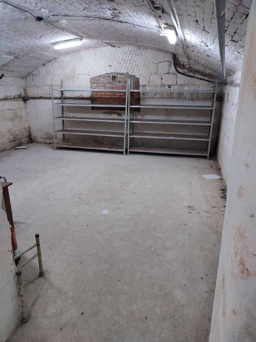 Нежитлова будівля - м. Львів, вулиця Грабовського П.