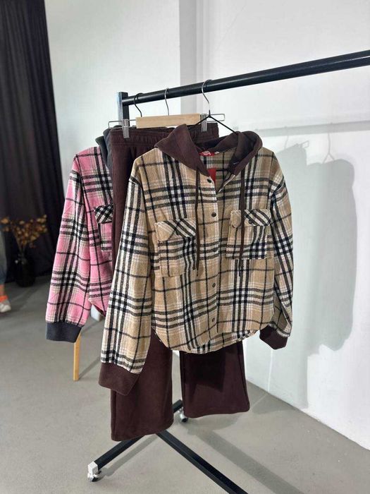 Трендовий флісові комплект для дівчинки. Розпродаж! Розмір 134-140см.