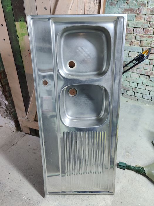 Zlewozmywak ze stali nierdzewnej