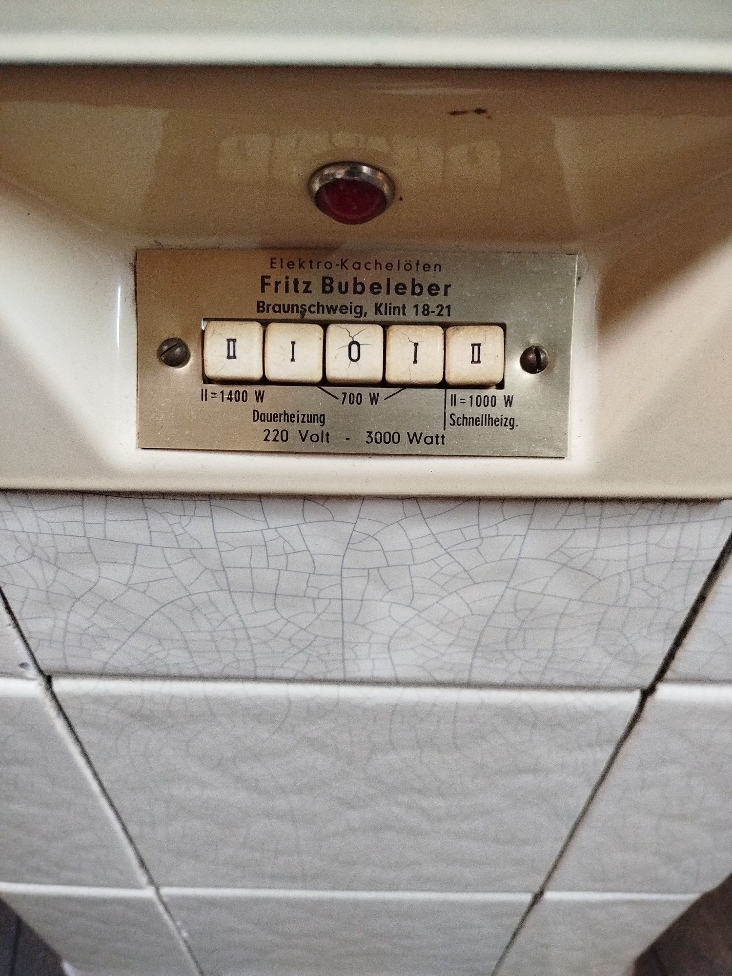Antyk Elektryczny piec kaflowy (Sprawny)