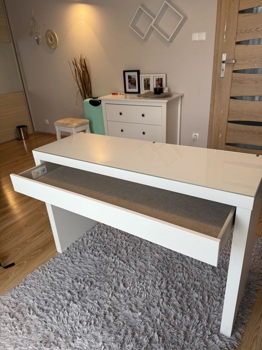 Toaletka ikea ze szklem