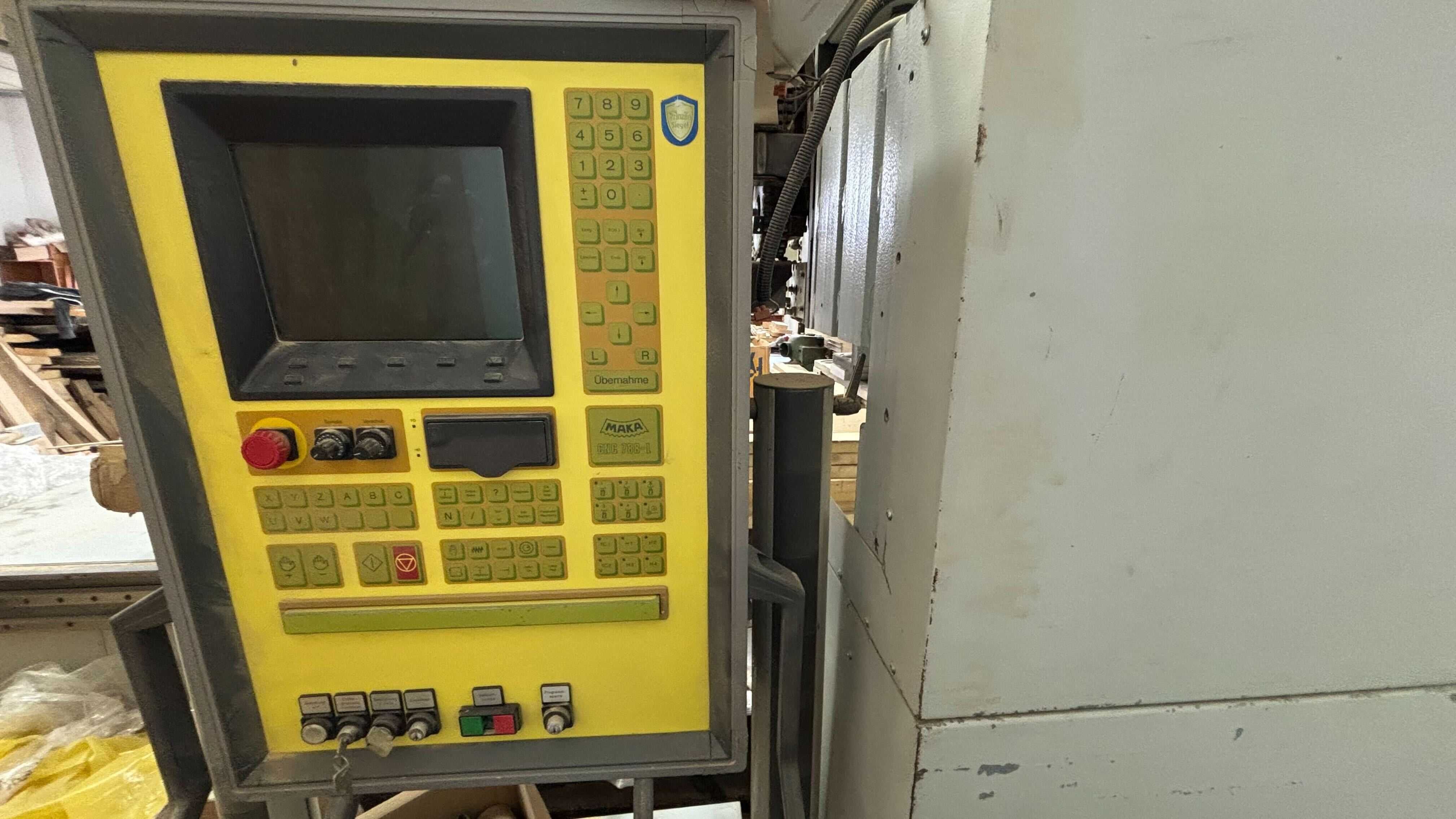 Centrum obróbcze CNC Maka HC 55 - Idealne do mebli, schodów i drzwi!
