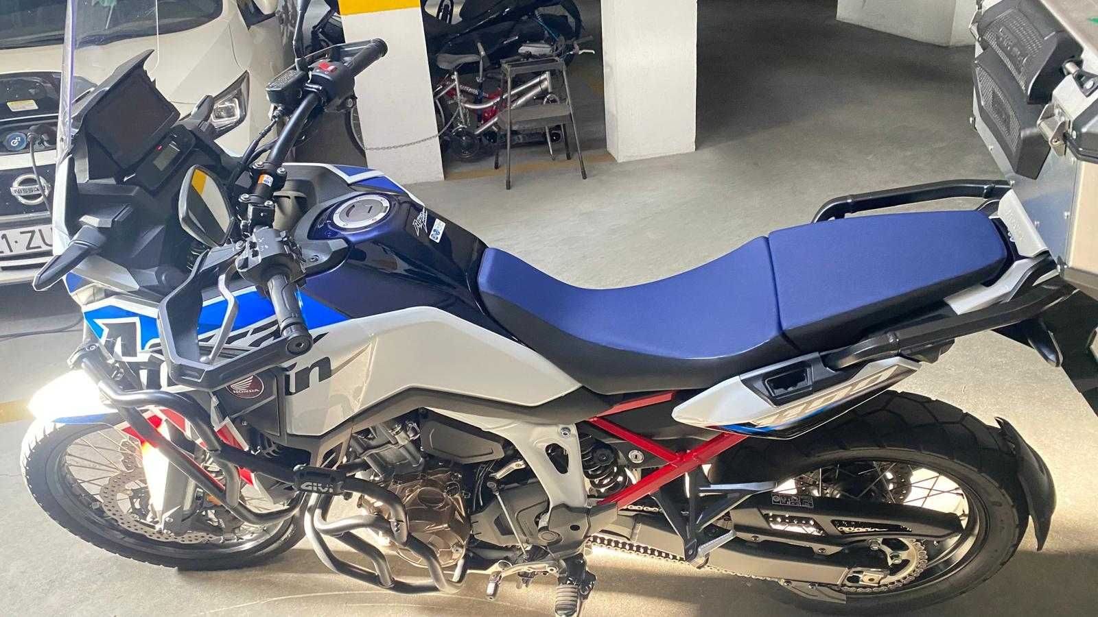 Honda African Twin 2022