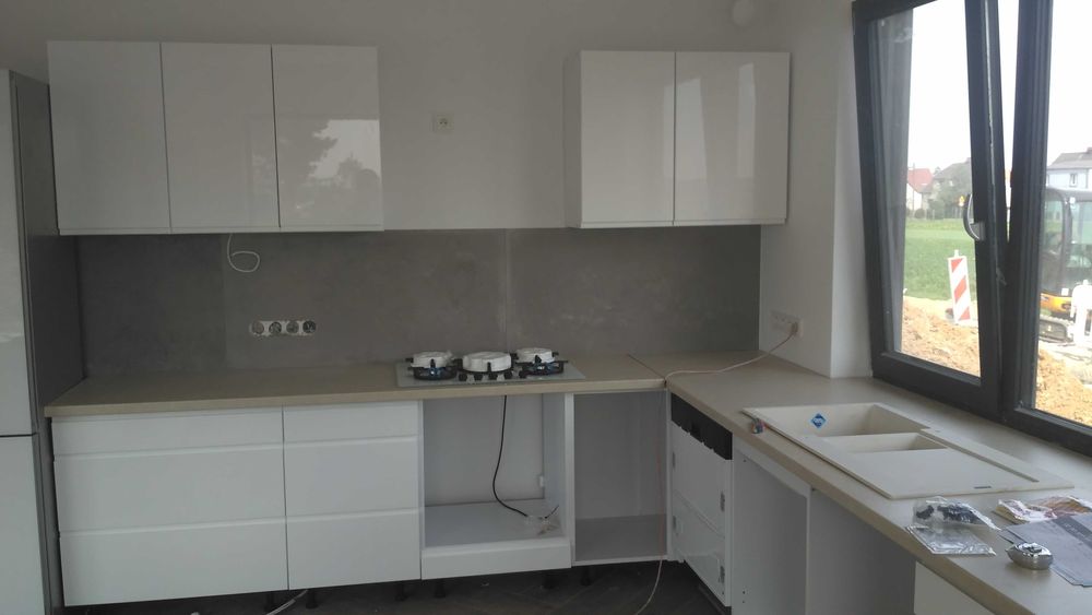 składanie mebli - skręcanie mebli - montaż kuchni IKEA CASTORAMA OBI