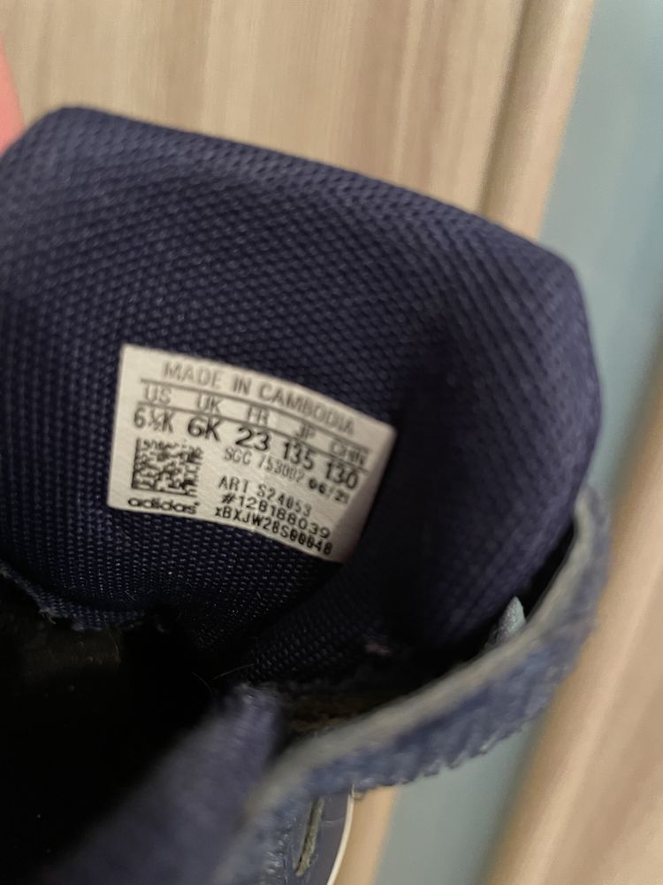 Кроссовки Adidas 14 ,5 см 23