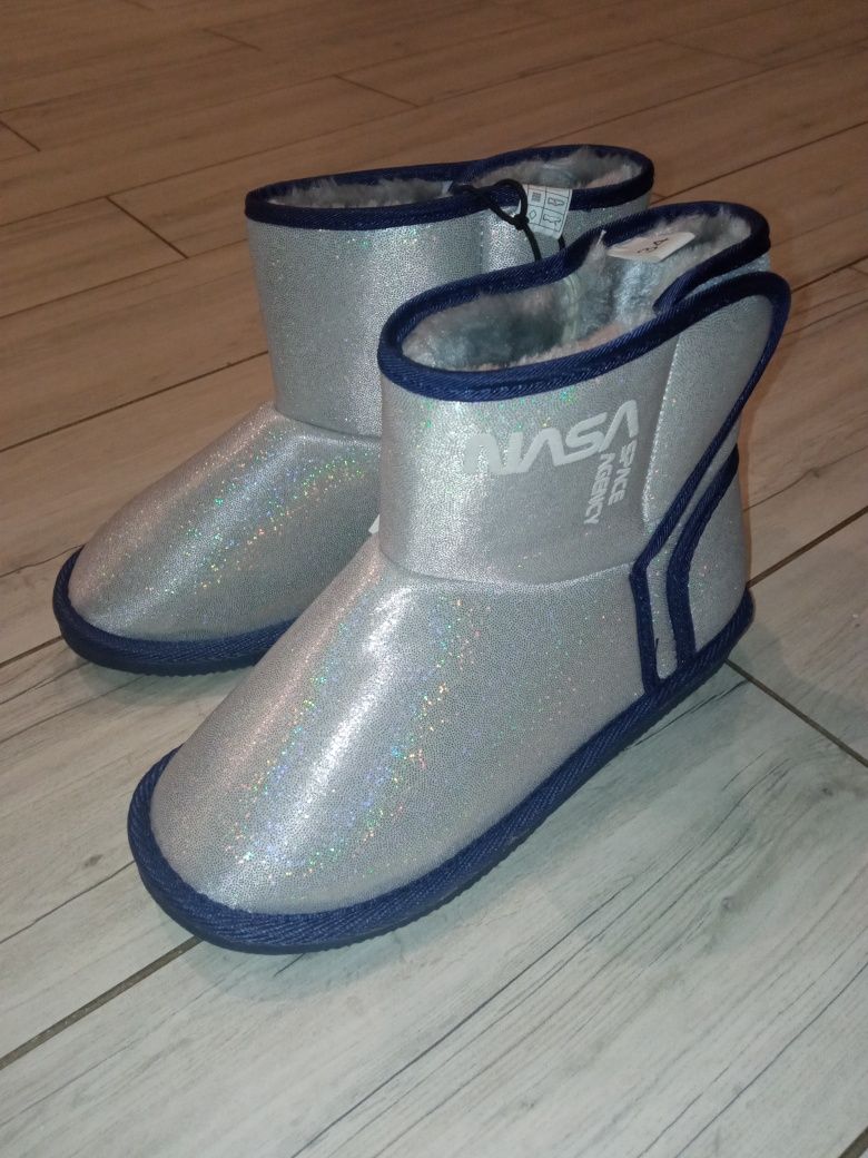Nowe buty zimowe dla dziewczynki NASA