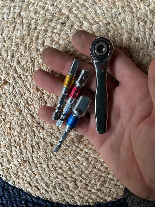 Високоякісний набір 4 пр трещотка 1/4 з перехідниками 1/4 3/8 1/2новий