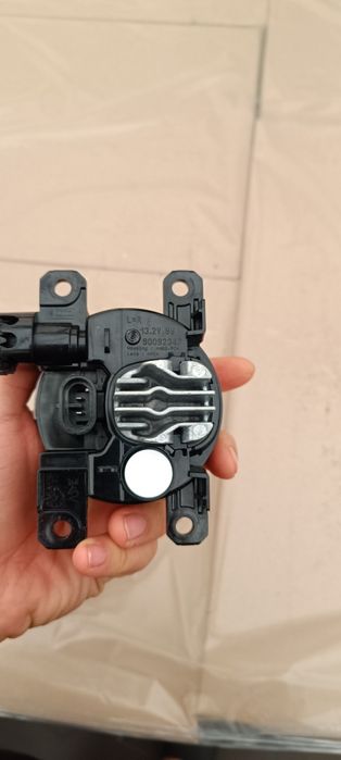 Нові Протитуманні фари Valeo 90092347 LED Peugeot  Alfa Romeo, Maserat