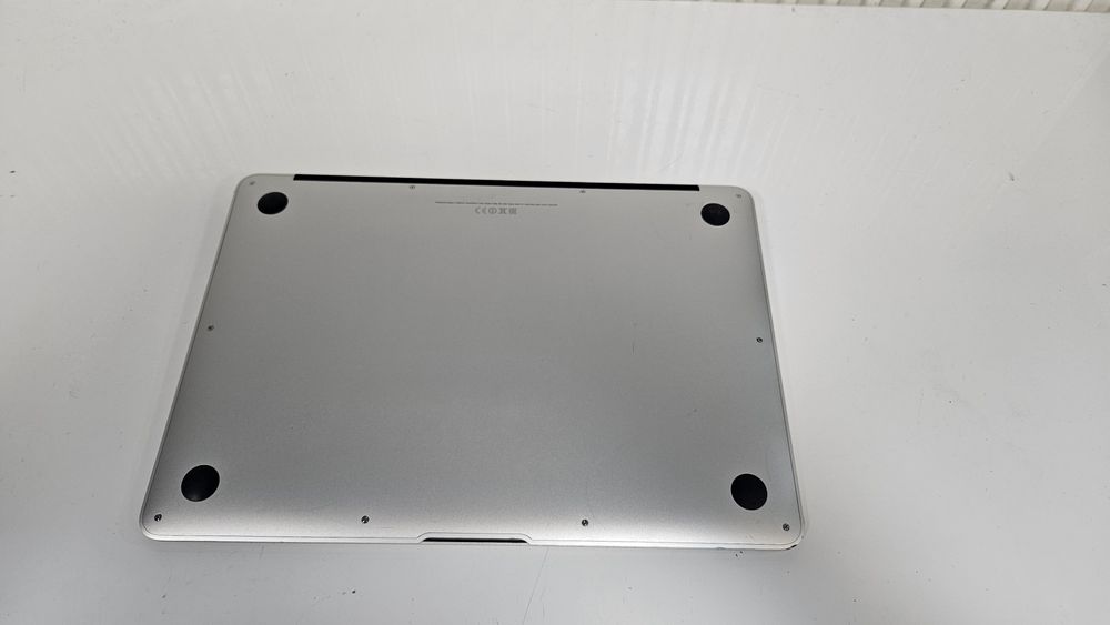 Macbook Air A1466  13,3/i5-4260u/8GB/256SSD/Big Sur