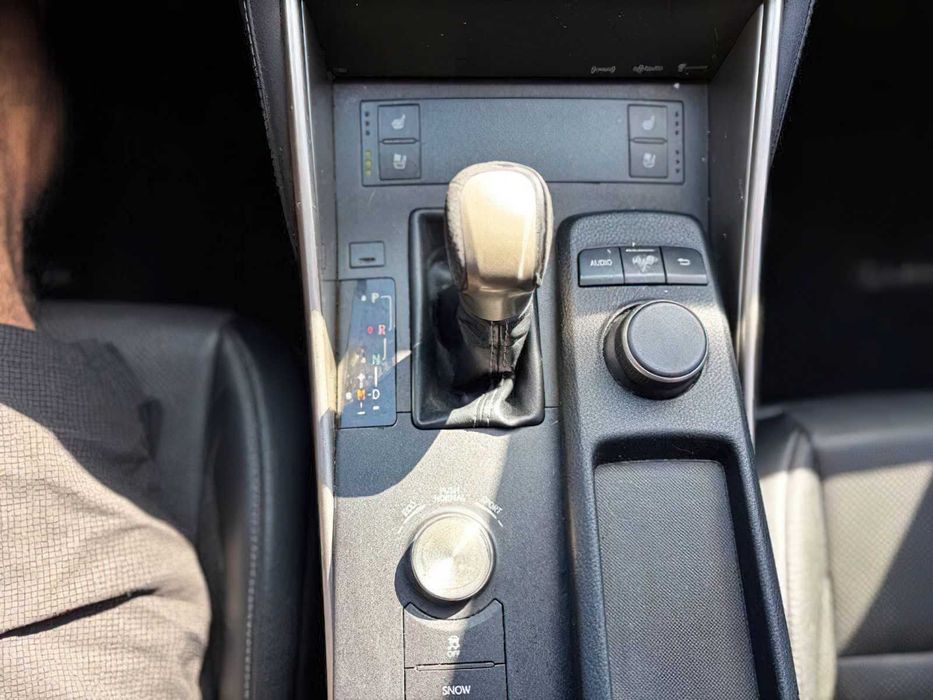 Lexus IS 250 Crafted Line      2015