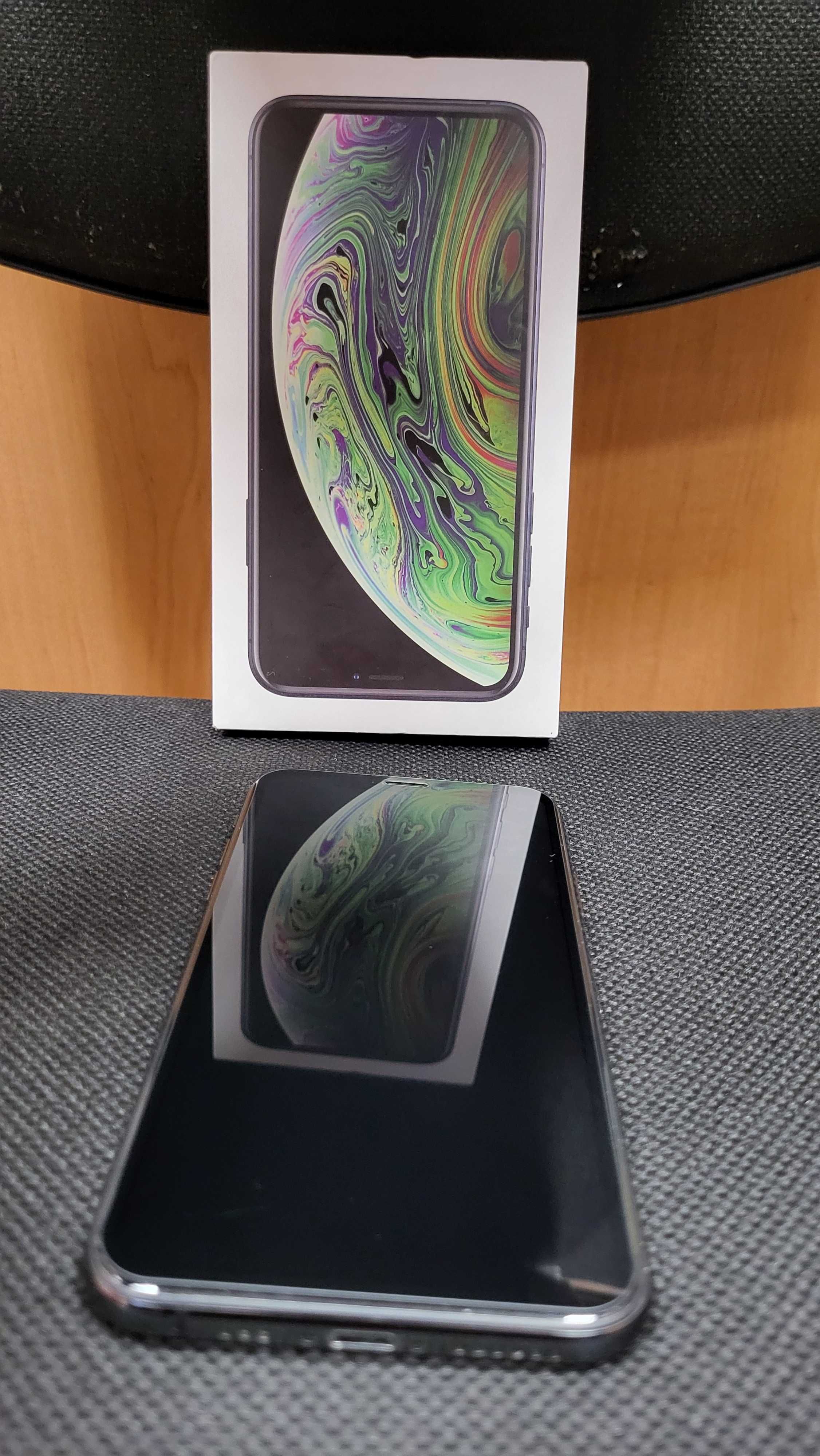 iPhone XS  64 GB super stan komplet