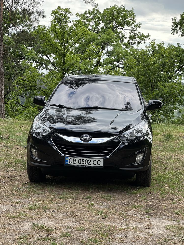 Hyundai Tucson 2012 2.0 дизель автомат