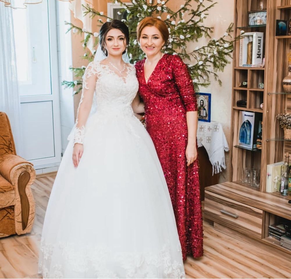 Продам вечільну сукню
