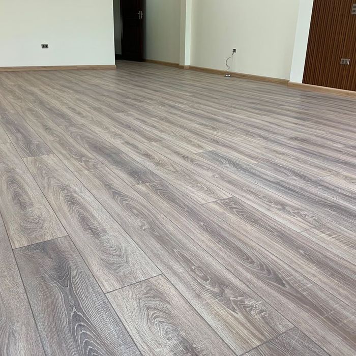 Укладання ламінату, паркетної дошки, вінилу