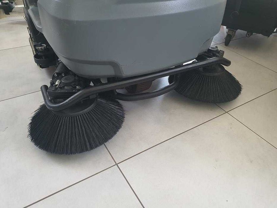 Szorowarka Zamiatarka KARCHER B150 R Bp Dose SB Serwis GWARANCJA