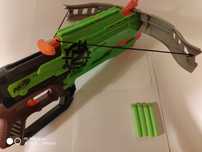 Hasbro Nerf Zombie Crossfire Bow