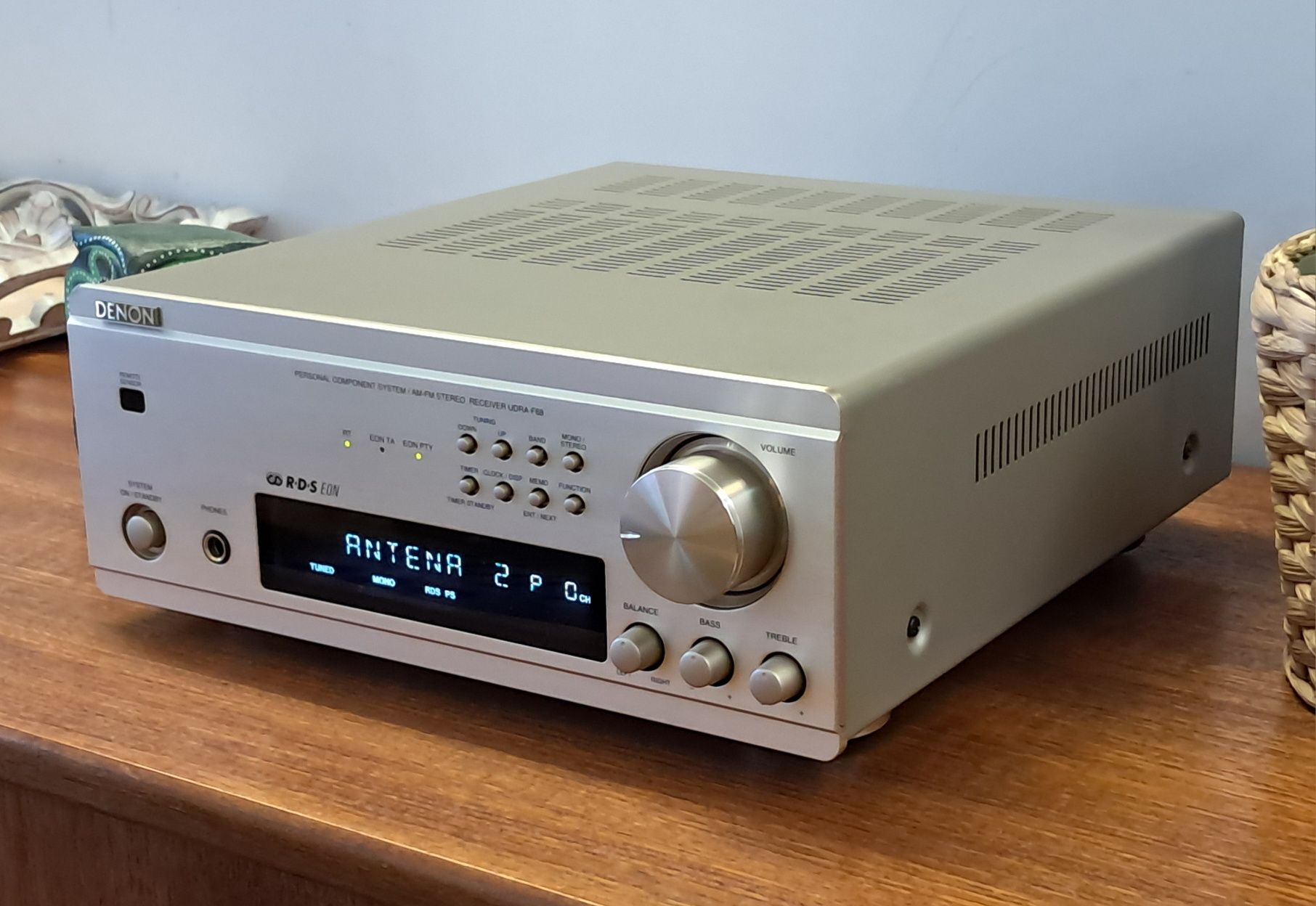 Receptor amplificador Denon UDRA-F88
