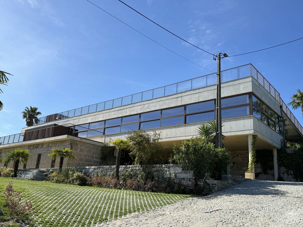 Cedencia de exploração de Restaurante Panorâmico