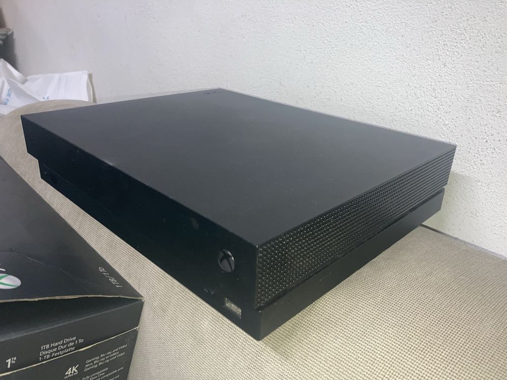 Consola Xbox One X